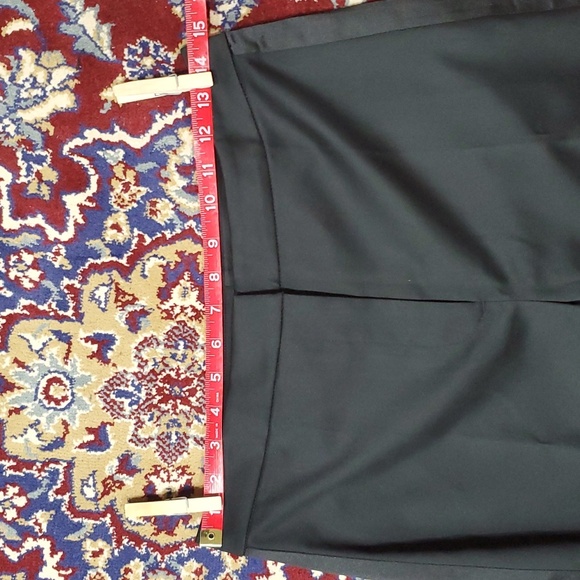 The Slim Straight Tuxedo Pant in Sateen - Picture 9 of 16